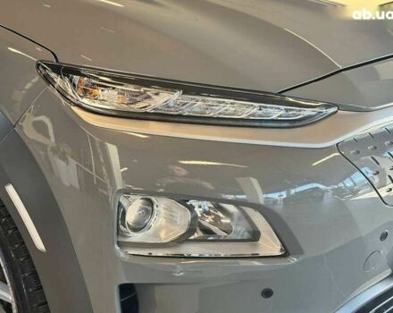 Хендай Kona Electric, объемом двигателя 0 л и пробегом 39 тыс. км за 15500 $, фото 5 на Automoto.ua