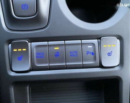 Хендай Kona Electric, объемом двигателя 0 л и пробегом 70 тыс. км за 18900 $, фото 10 на Automoto.ua