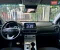 Хендай Kona Electric, объемом двигателя 0 л и пробегом 27 тыс. км за 14100 $, фото 9 на Automoto.ua