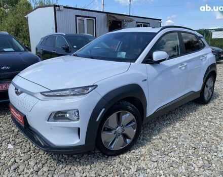 Хендай Kona Electric, объемом двигателя 0 л и пробегом 93 тыс. км за 19800 $, фото 12 на Automoto.ua