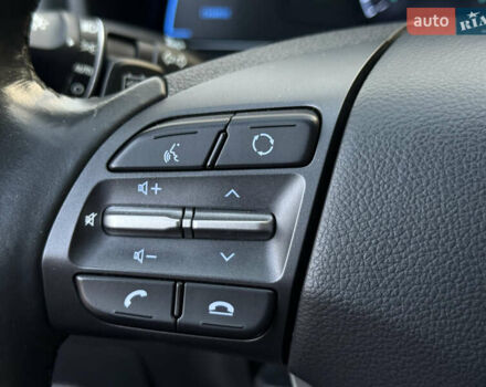 Хендай Kona Electric, объемом двигателя 0 л и пробегом 81 тыс. км за 18150 $, фото 70 на Automoto.ua