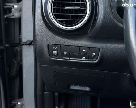 Хендай Kona Electric, объемом двигателя 0 л и пробегом 50 тыс. км за 15400 $, фото 19 на Automoto.ua