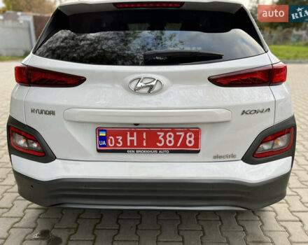 Хендай Kona Electric, объемом двигателя 0 л и пробегом 135 тыс. км за 16900 $, фото 3 на Automoto.ua