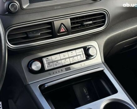 Хендай Kona Electric, объемом двигателя 0 л и пробегом 50 тыс. км за 15400 $, фото 27 на Automoto.ua