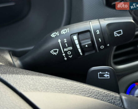 Хендай Kona Electric, объемом двигателя 0 л и пробегом 81 тыс. км за 18150 $, фото 72 на Automoto.ua