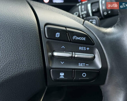 Хендай Kona Electric, объемом двигателя 0 л и пробегом 81 тыс. км за 18150 $, фото 71 на Automoto.ua