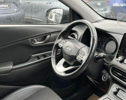 Хендай Kona Electric, объемом двигателя 0 л и пробегом 167 тыс. км за 17700 $, фото 26 на Automoto.ua