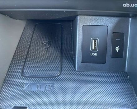 Хендай Kona Electric, объемом двигателя 0 л и пробегом 69 тыс. км за 20400 $, фото 6 на Automoto.ua