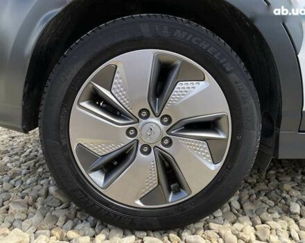 Хендай Kona Electric, объемом двигателя 0 л и пробегом 93 тыс. км за 19800 $, фото 25 на Automoto.ua