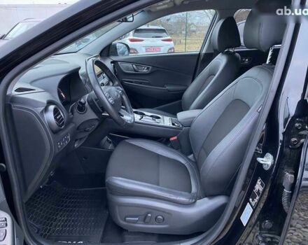 Хендай Kona Electric, объемом двигателя 0 л и пробегом 70 тыс. км за 18200 $, фото 29 на Automoto.ua
