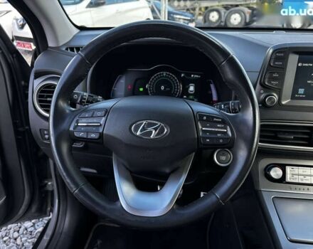 Хендай Kona Electric, объемом двигателя 0 л и пробегом 50 тыс. км за 15400 $, фото 20 на Automoto.ua