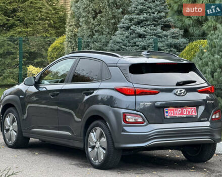 Хендай Kona Electric, объемом двигателя 0 л и пробегом 81 тыс. км за 18150 $, фото 48 на Automoto.ua
