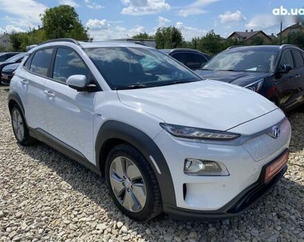 Хендай Kona Electric, объемом двигателя 0 л и пробегом 93 тыс. км за 19800 $, фото 19 на Automoto.ua