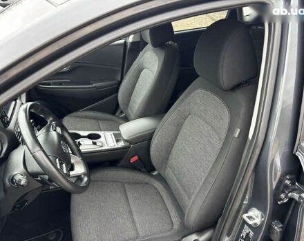 Хендай Kona Electric, объемом двигателя 0 л и пробегом 53 тыс. км за 15700 $, фото 21 на Automoto.ua