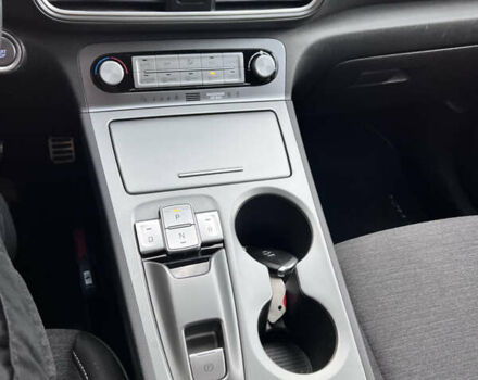 Хендай Kona Electric, объемом двигателя 0 л и пробегом 135 тыс. км за 16900 $, фото 14 на Automoto.ua