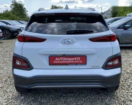 Хендай Kona Electric, объемом двигателя 0 л и пробегом 115 тыс. км за 18700 $, фото 18 на Automoto.ua