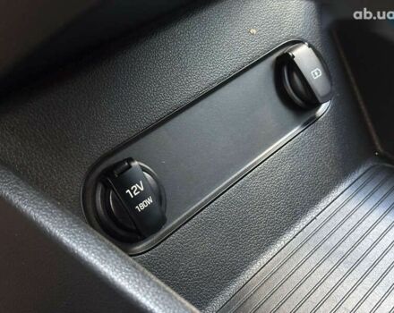 Хендай Kona Electric, объемом двигателя 0 л и пробегом 70 тыс. км за 18500 $, фото 17 на Automoto.ua