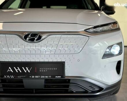 Хендай Kona Electric, объемом двигателя 0 л и пробегом 111 тыс. км за 18300 $, фото 3 на Automoto.ua