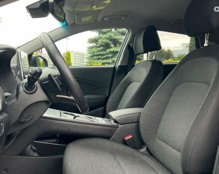 Хендай Kona Electric, объемом двигателя 0 л и пробегом 101 тыс. км за 17690 $, фото 17 на Automoto.ua