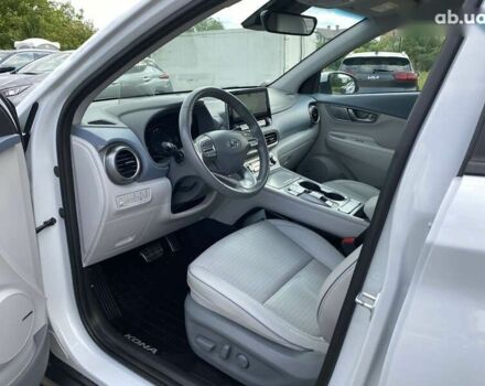 Хендай Kona Electric, объемом двигателя 0 л и пробегом 115 тыс. км за 18700 $, фото 1 на Automoto.ua