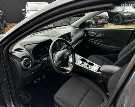 Хендай Kona Electric, объемом двигателя 0 л и пробегом 53 тыс. км за 15700 $, фото 18 на Automoto.ua