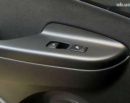 Хендай Kona Electric, объемом двигателя 0 л и пробегом 69 тыс. км за 20400 $, фото 5 на Automoto.ua