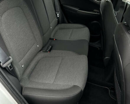 Хендай Kona Electric, объемом двигателя 0 л и пробегом 112 тыс. км за 17200 $, фото 28 на Automoto.ua