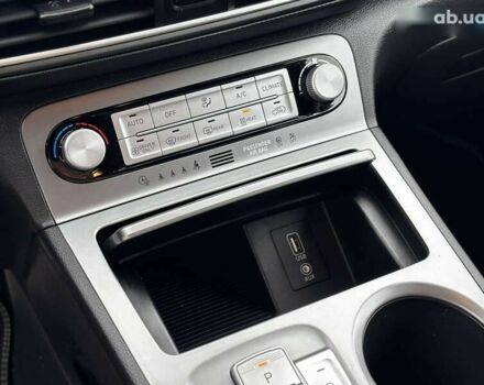 Хендай Kona Electric, объемом двигателя 0 л и пробегом 53 тыс. км за 15700 $, фото 28 на Automoto.ua