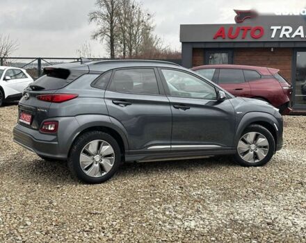Хендай Kona Electric, объемом двигателя 0 л и пробегом 53 тыс. км за 15700 $, фото 10 на Automoto.ua