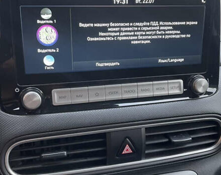 Хендай Kona Electric, объемом двигателя 0 л и пробегом 98 тыс. км за 18500 $, фото 13 на Automoto.ua