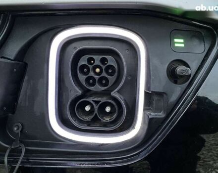 Хендай Kona Electric, объемом двигателя 0 л и пробегом 70 тыс. км за 18200 $, фото 21 на Automoto.ua