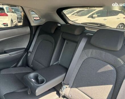 Хендай Kona Electric, объемом двигателя 0 л и пробегом 70 тыс. км за 14600 $, фото 18 на Automoto.ua