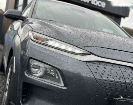 Хендай Kona Electric, объемом двигателя 0 л и пробегом 167 тыс. км за 17700 $, фото 6 на Automoto.ua