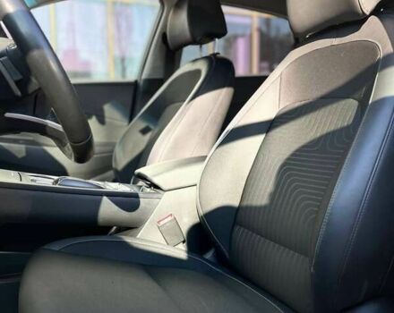 Хендай Kona Electric, объемом двигателя 0 л и пробегом 54 тыс. км за 20799 $, фото 25 на Automoto.ua