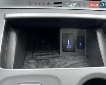 Хендай Kona Electric, объемом двигателя 0 л и пробегом 77 тыс. км за 20500 $, фото 2 на Automoto.ua