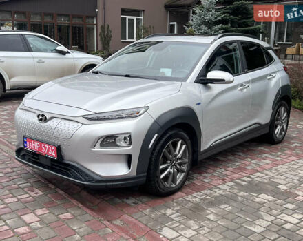 Хендай Kona Electric, объемом двигателя 0 л и пробегом 77 тыс. км за 20500 $, фото 7 на Automoto.ua