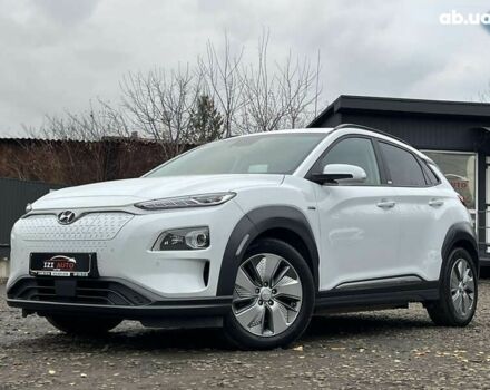 Хендай Kona Electric, объемом двигателя 0 л и пробегом 70 тыс. км за 18475 $, фото 3 на Automoto.ua