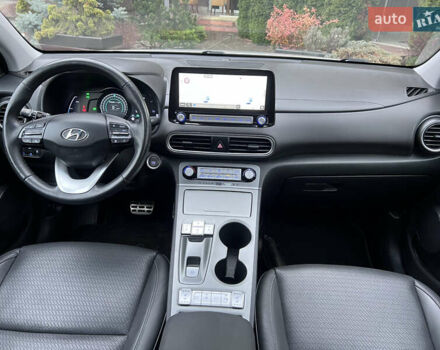Хендай Kona Electric, объемом двигателя 0 л и пробегом 77 тыс. км за 20500 $, фото 31 на Automoto.ua