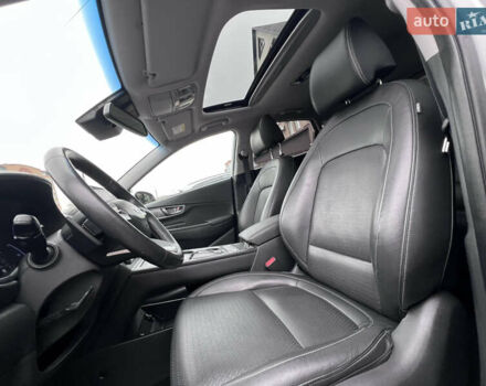 Хендай Kona Electric, объемом двигателя 0 л и пробегом 77 тыс. км за 20500 $, фото 10 на Automoto.ua