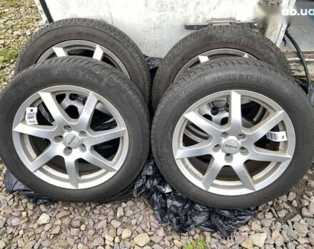 Хендай Kona Electric, объемом двигателя 0 л и пробегом 128 тыс. км за 19900 $, фото 2 на Automoto.ua