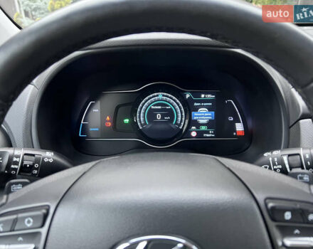 Хендай Kona Electric, объемом двигателя 0 л и пробегом 77 тыс. км за 20500 $, фото 18 на Automoto.ua