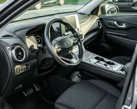 Хендай Kona Electric, объемом двигателя 0 л и пробегом 45 тыс. км за 20900 $, фото 16 на Automoto.ua