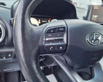 Хендай Kona Electric, объемом двигателя 0 л и пробегом 95 тыс. км за 16600 $, фото 28 на Automoto.ua