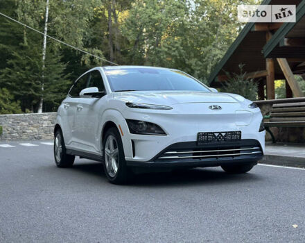 Хендай Kona Electric, объемом двигателя 0 л и пробегом 44 тыс. км за 29900 $, фото 5 на Automoto.ua