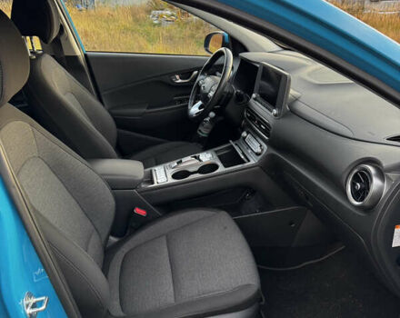 Хендай Kona Electric, объемом двигателя 0 л и пробегом 60 тыс. км за 16500 $, фото 25 на Automoto.ua