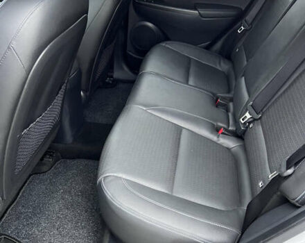 Хендай Kona Electric, объемом двигателя 0 л и пробегом 77 тыс. км за 20500 $, фото 24 на Automoto.ua