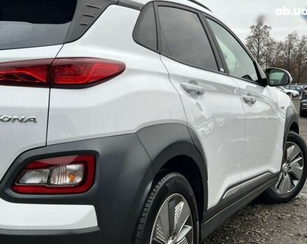 Хендай Kona Electric, объемом двигателя 0 л и пробегом 70 тыс. км за 18475 $, фото 12 на Automoto.ua