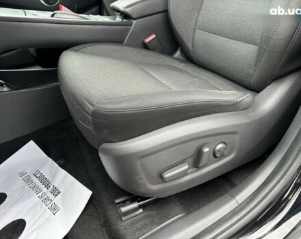 Хендай Kona Electric, объемом двигателя 0 л и пробегом 117 тыс. км за 18200 $, фото 11 на Automoto.ua