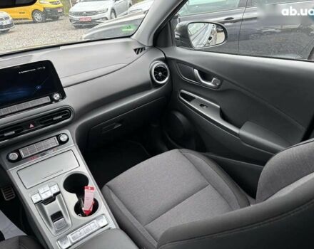 Хендай Kona Electric, объемом двигателя 0 л и пробегом 117 тыс. км за 18200 $, фото 20 на Automoto.ua