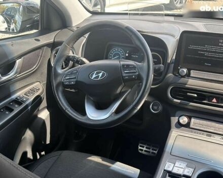 Хендай Kona Electric, объемом двигателя 0 л и пробегом 84 тыс. км за 19450 $, фото 27 на Automoto.ua